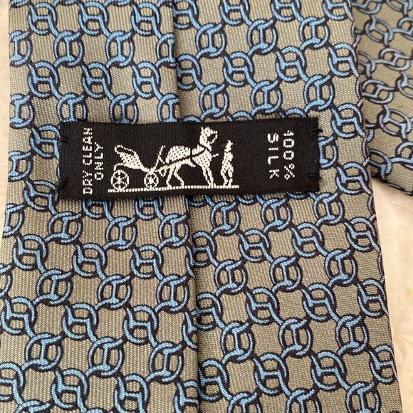 Authentic Hermes 100% Silk Tie Chain Pattern - Picture 4 of 8